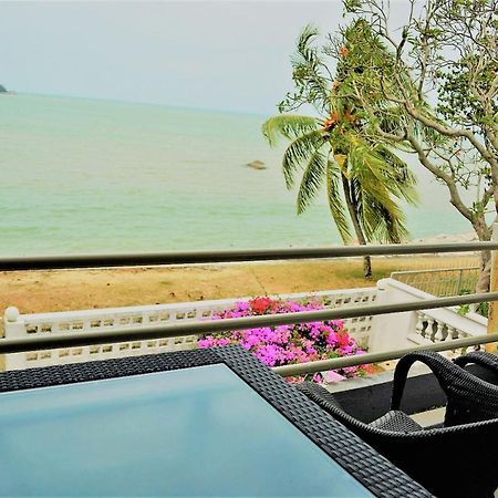G&T'S Beach Front Villa Tanjung Bungah  Ngoại thất bức ảnh