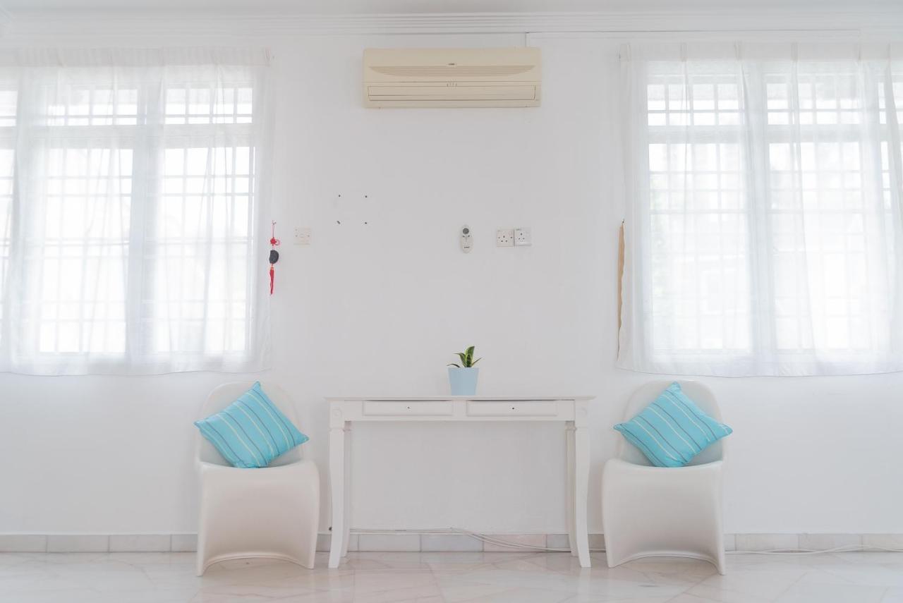 G&T'S Beach Front Villa Tanjung Bungah  Ngoại thất bức ảnh