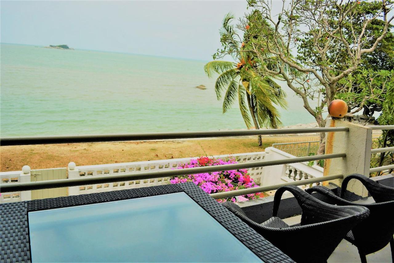 G&T'S Beach Front Villa Tanjung Bungah  Ngoại thất bức ảnh